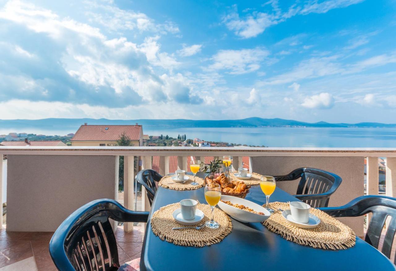 Apartma Mustel Travel *