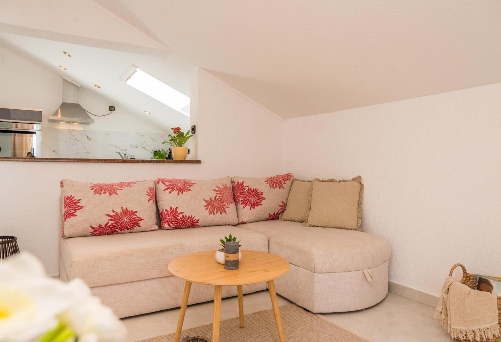 Apartment Mustel Travel *